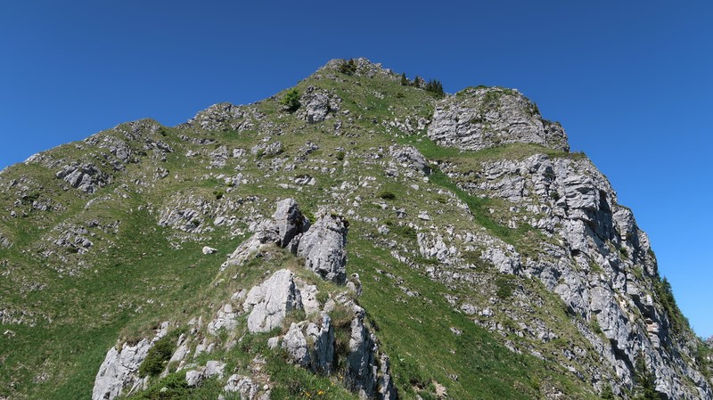 Teysachaux, randonnée d'été depuis les installations mécaniques du